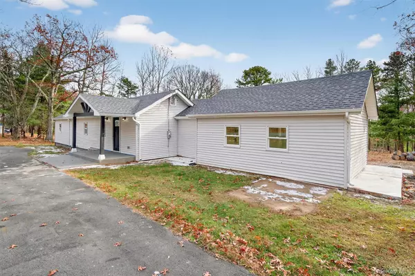 Wurtsboro, NY 12790,16 Nightingale TRL