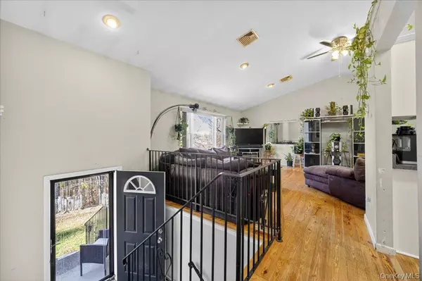 Middletown, NY 10940,74 Pocatello RD