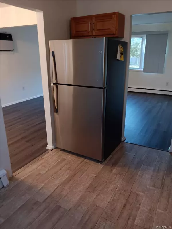 Amityville, NY 11701,3 North DR