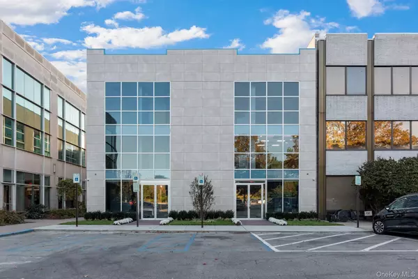 Garden City, NY 11530,1051 Franklin AVE #107-110