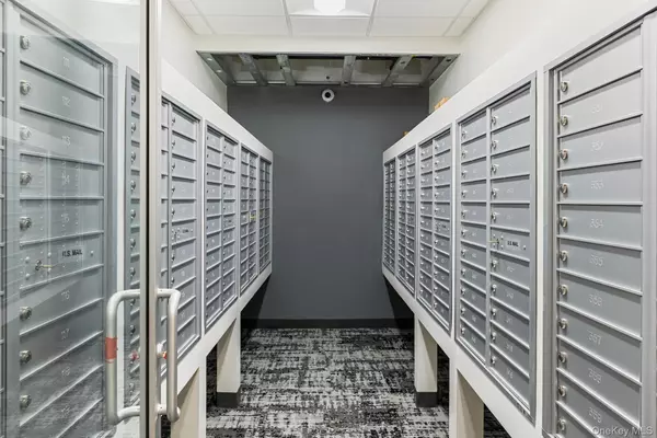 Garden City, NY 11530,1051 Franklin AVE #313-321