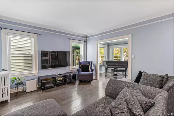 Flushing, NY 11358,171-06 Bagley AVE