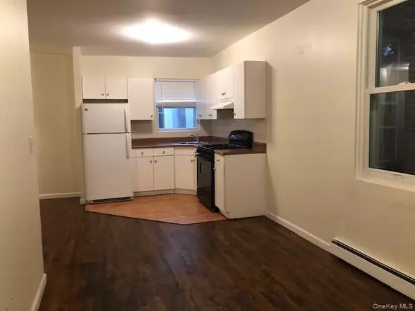 Douglaston, NY 11363,44-25 Douglaston Pkwy