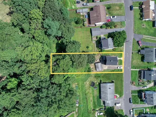 Kingston, NY 12401,139 Linderman AVE