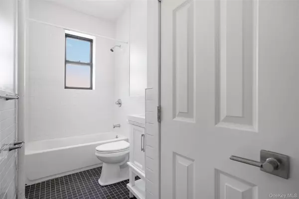 8622 Jamaica AVE #2R, Woodhaven, NY 11421