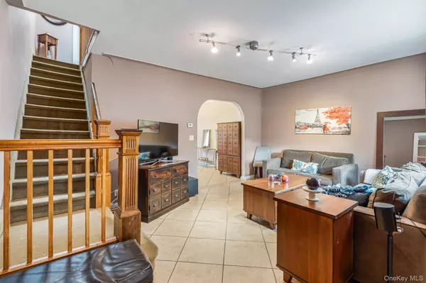 Whitestone, NY 11357,151-35 20th RD