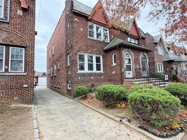 Oakland Gardens, NY 11364,20612 50th AVE