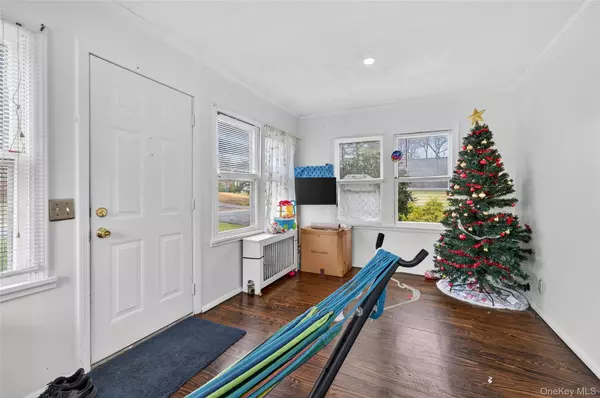 Monroe, NY 10950,36 Swezey PL