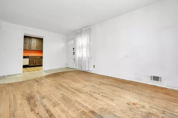 Bayside, NY 11360,214-14 23rd AVE