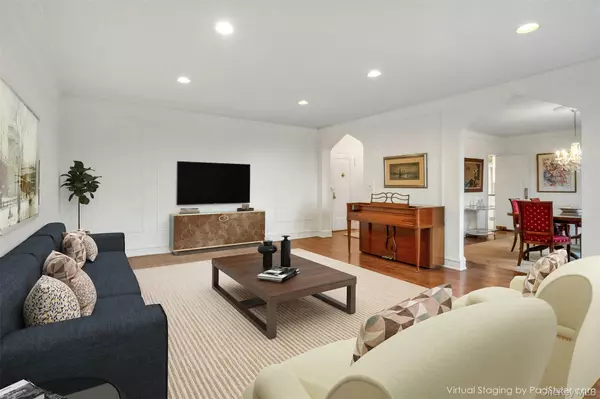 Pelham, NY 10803,4810 Boston Post RD #2D