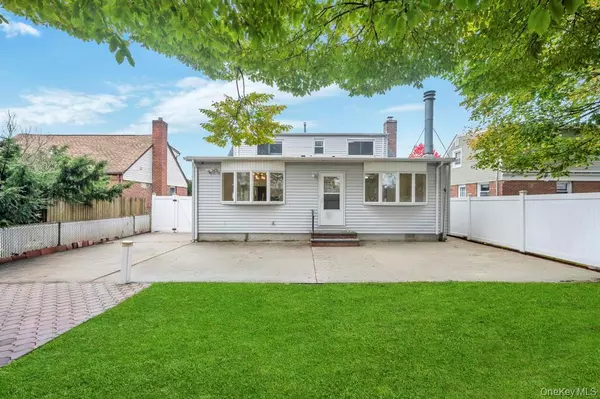 Hicksville, NY 11801,5 Edward AVE