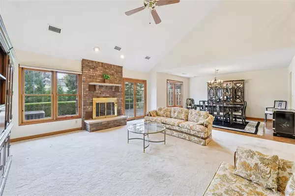 Congers, NY 10920,16 Trevor Lake DR