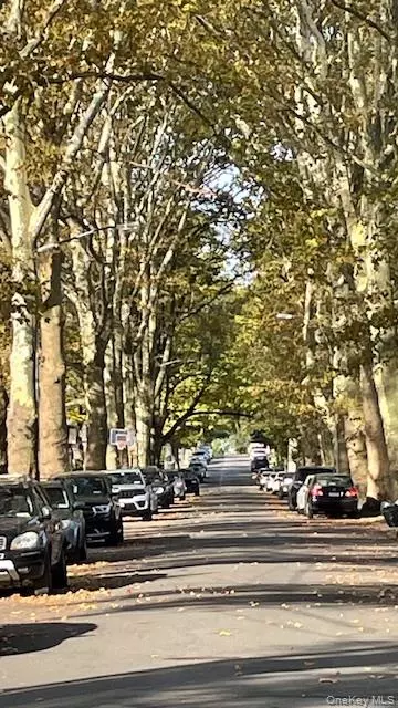 Flushing, NY 11354,15743 27th AVE