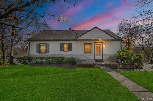 Chester, NY 10918,18 Oakland AVE