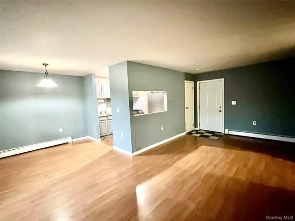 Middletown, NY 10940,326 Concord LN