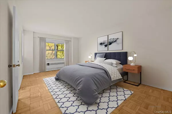 Bronx, NY 10463,750 Kappock ST #207