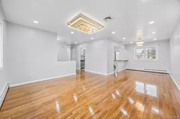 Hicksville, NY 11801,14 Hilton CT