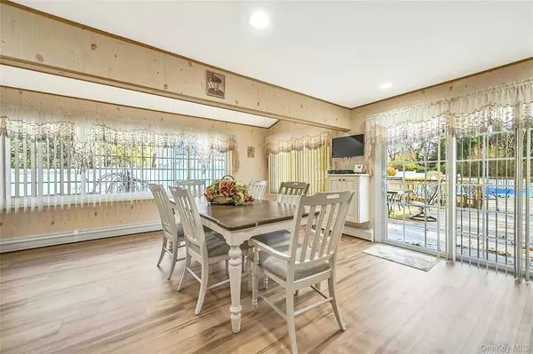 Mount Sinai, NY 11766,15 Shore RD