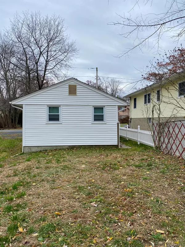 Greenwood Lake, NY 10925,26 Poplar ST