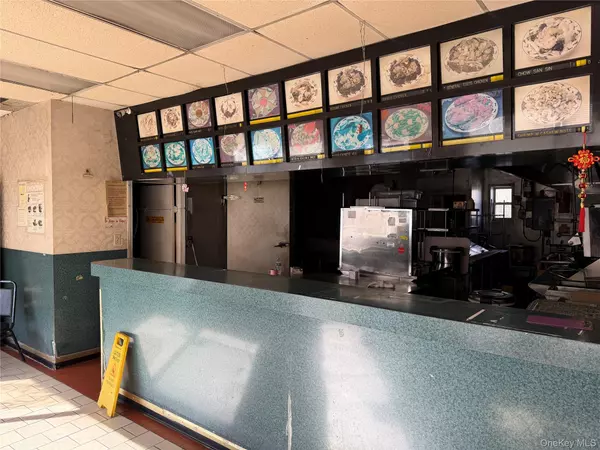 Nanuet, NY 10954,215 Main ST