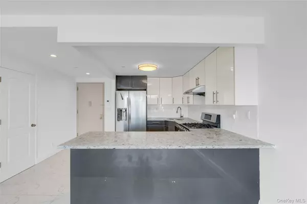 Elmhurst, NY 11373,4516 83rd ST #E2-J