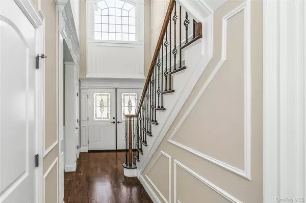 Hicksville, NY 11801,9 Briggs ST