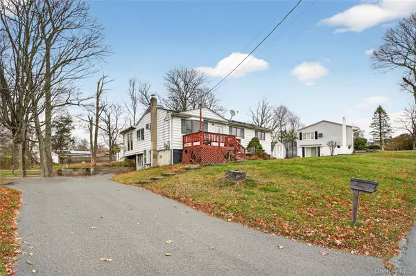 Monroe, NY 10950,3 Hickory LN