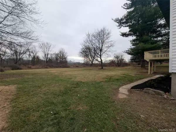 Pine Bush, NY 12566,727 State Route 302