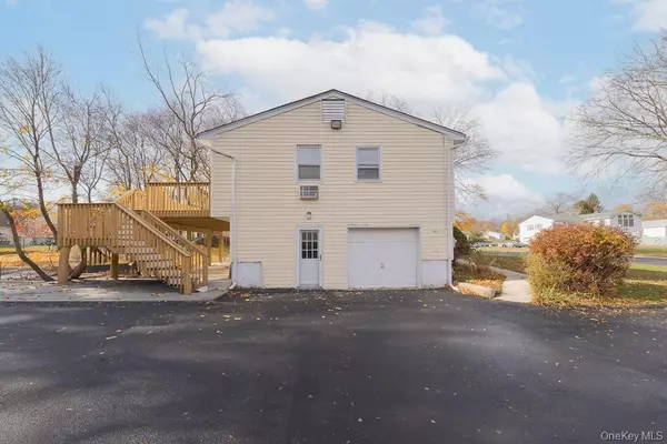 Garnerville, NY 10923,7 Southpark DR