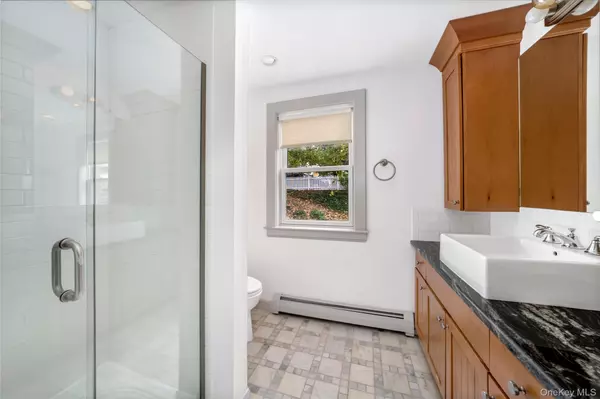 Bronxville, NY 10708,56 Gard AVE