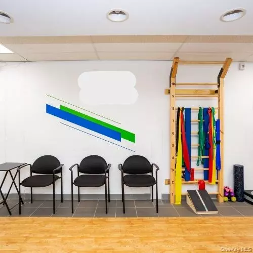 Woodhaven, NY 11421,8620 Jamaica AVE #Storefront