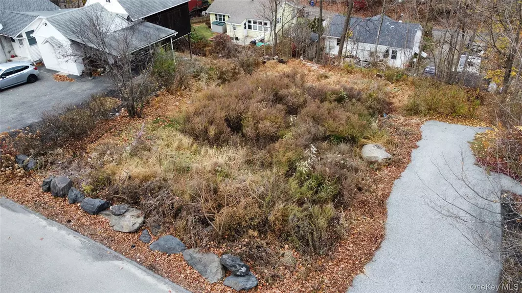 38 Sylvan TRL, Monroe, NY 10950