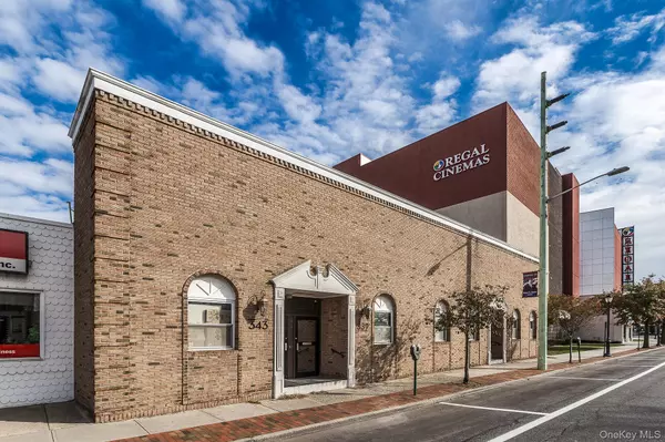 Lynbrook, NY 11563,337-343 Merrick RD