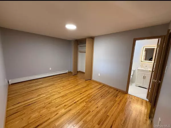 Richmond Hill S., NY 11419,12408 94th AVE