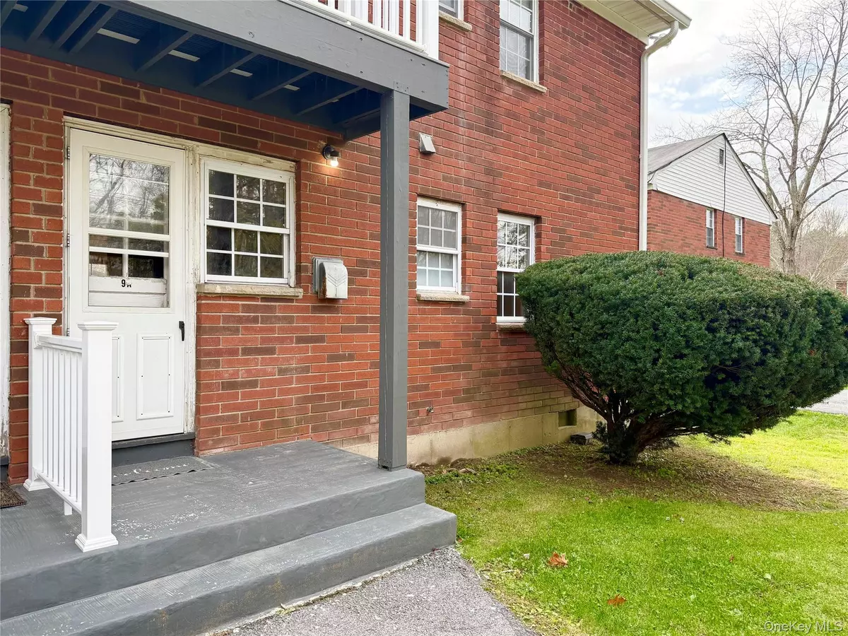 Wappingers Falls, NY 12590,5 Wildwood DR #9A
