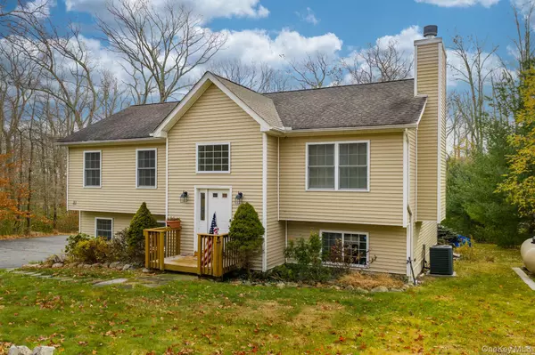 Wurtsboro, NY 12790,21 Hoeppner DR