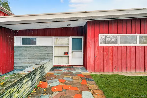 Middletown, NY 10940,57 Overhill RD