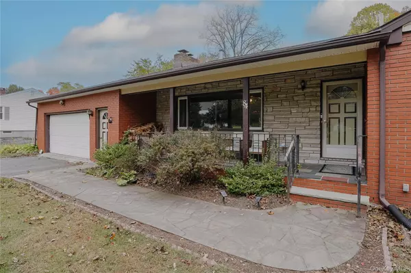 Esopus, NY 12487,84 Ulster AVE