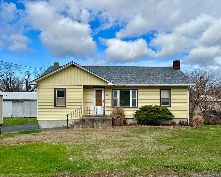 111 Round Hill RD, Florida, NY 10921