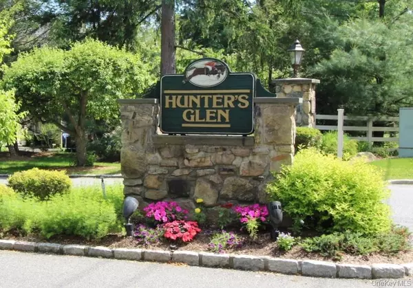 Carmel, NY 10512,1602 Nutmeg DR