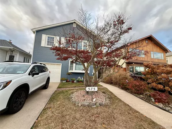 Long Beach, NY 11561,575 E Fulton ST #Upper