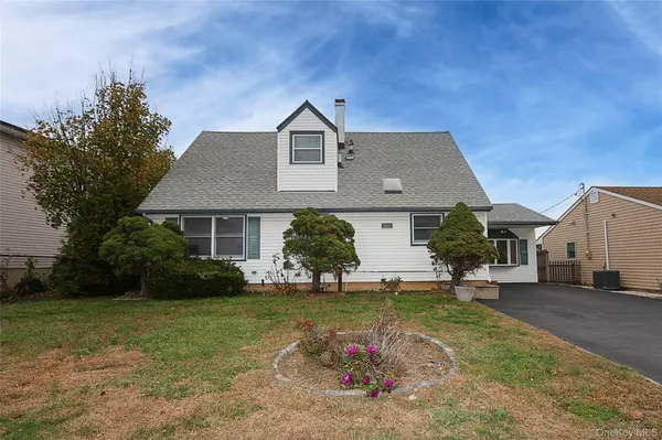 Glen Cove, NY 11542,49 East AVE