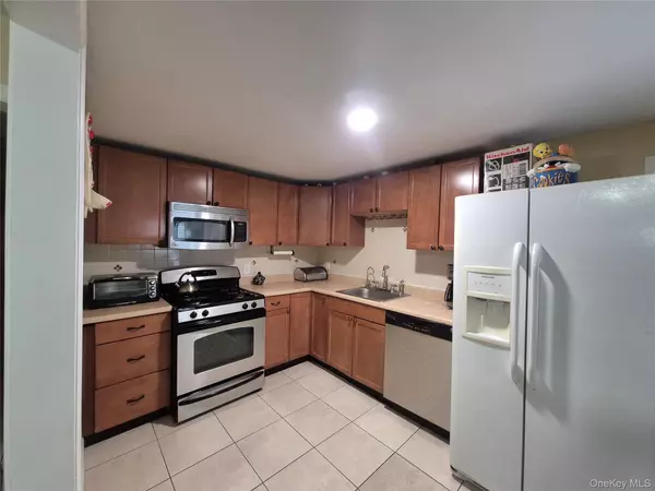 Uniondale, NY 11553,172 Argyle AVE