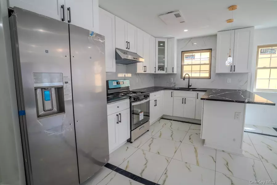 109-65 141 ST #1, Jamaica, NY 11435