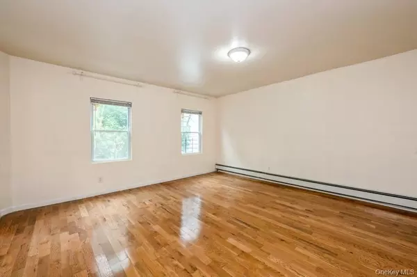 Yonkers, NY 10701,84 Ravine AVE