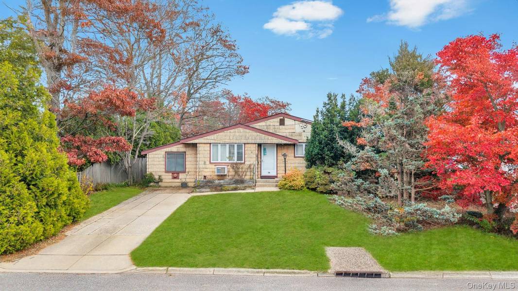 13 W 15th ST, Deer Park, NY 11729