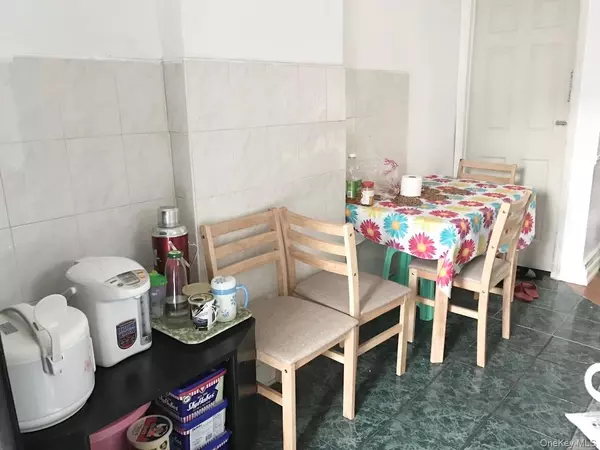 Corona, NY 11368,98-08 Alstyne AVE