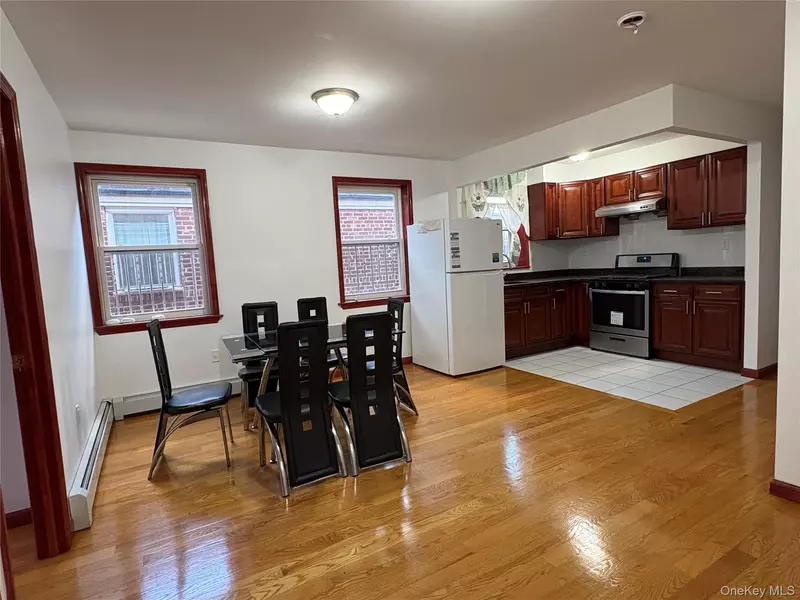 6140 148th ST #2nd Floor, Flushing, NY 11367