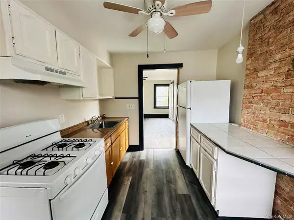 Poughkeepsie, NY 12601,78 Garden ST #B