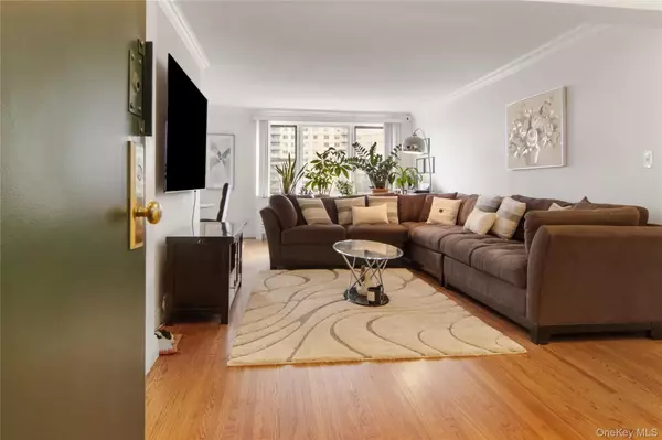 609 Kappock ST #8G, Bronx, NY 10463